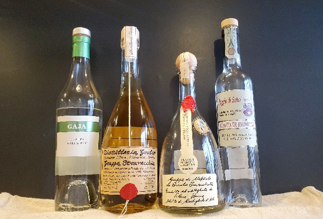グラッパと空き瓶 - たまには日々のこと、お酒のこと