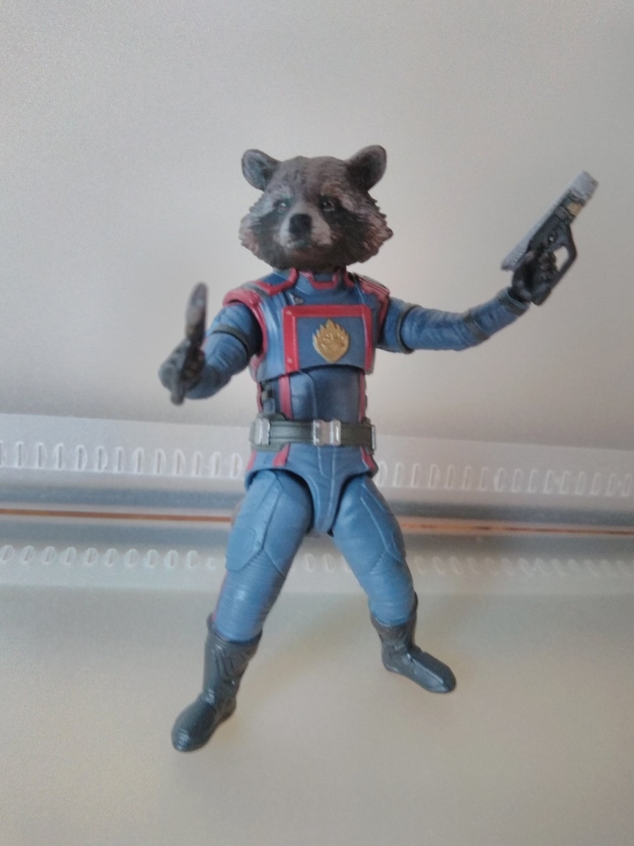 マーベルレジェンド　ガーディアンズオブギャラクシー　ロケットラクーン フィギュア Amazon.co.jp: ML [ｸﾞﾙｰﾄ] GOTG ﾛｹｯﾄ ﾗｸｰﾝ [おもちゃ＆ホビー