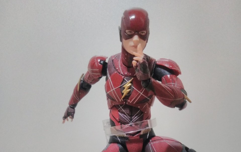 マフェックス No.243 MAFEX THE FLASH(ZACK SNYDER&#39;S JUSTICE LEAGUE Ver.)(フラッシュ) ジャスティス・リーグ:ザック・スナイダーカット 完成品 可動フィギュア メディコム・トイ MAFEX THE FLASH (ZACK SNYDER'S JUSTICE LEAGUE Ver.) No.243