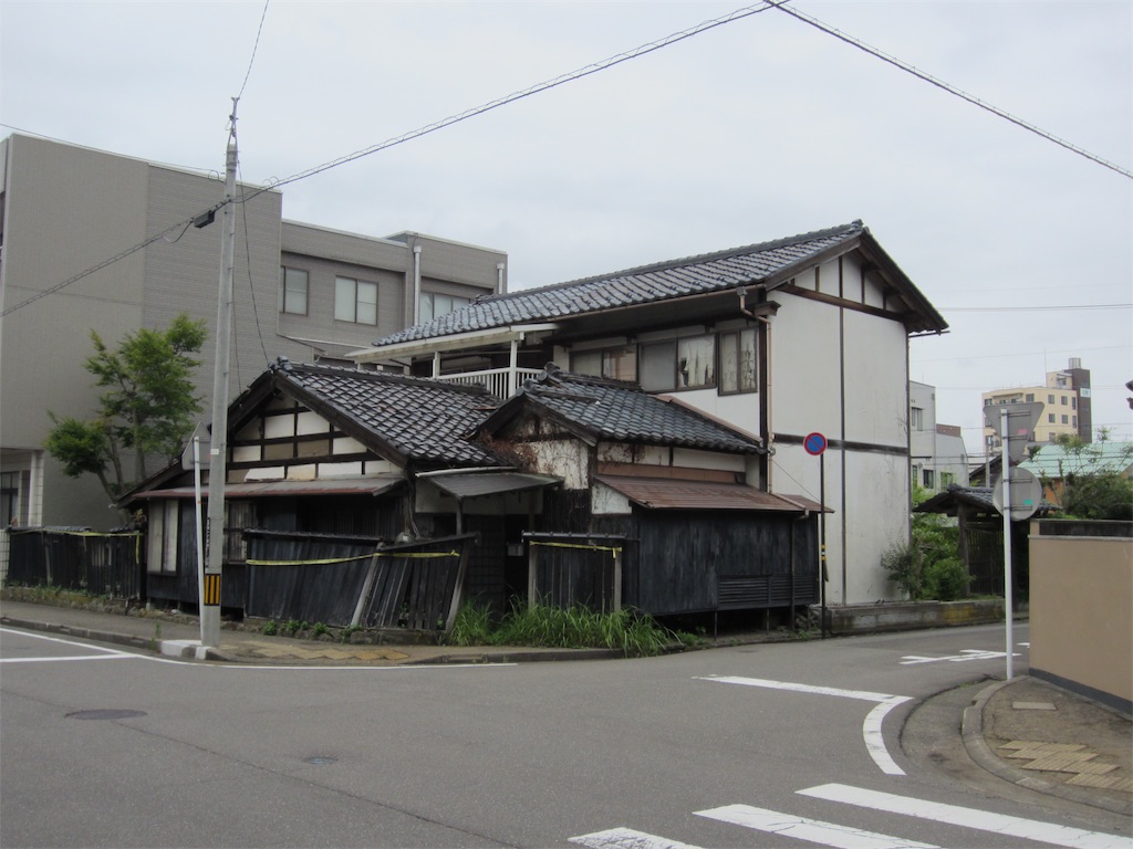 f:id:edwalk:20190623191826j:image f:id:edwalk:20190623191826j:image