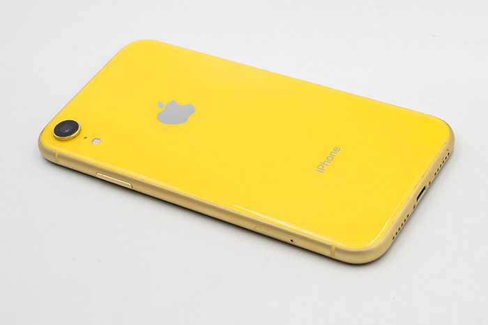 黄色いiPhone XRを購入♪ - 鉄風味な写真日記(はてな仮)