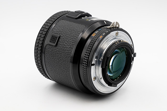 ヤフオクでNikon F3AF＋Ai AF Nikkor 80mm F2.8S＋モータードライブMD