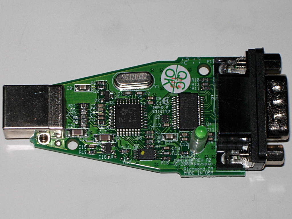 TRIPPLITE KEYSPAN USB to Serial Adapter USA19HS の内部 ごくつぶしひまつぶし