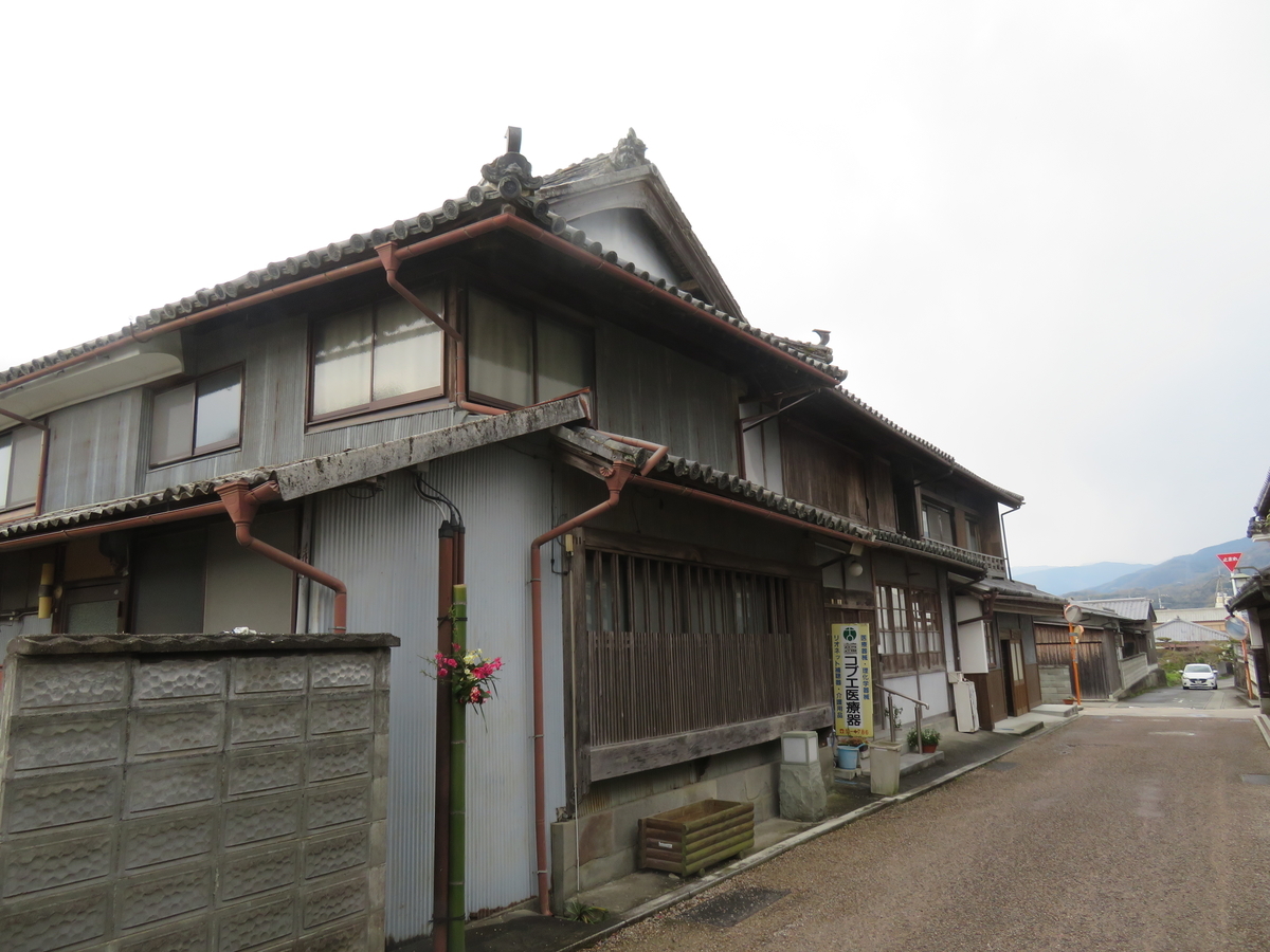 f:id:eiji-chan:20190405133757j:plain