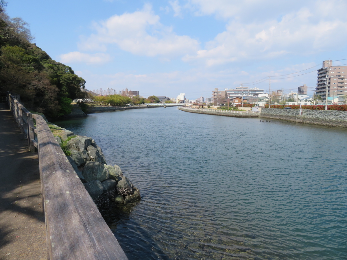 f:id:eiji-chan:20190405195159j:plain f:id:eiji-chan:20190405195159j:plain