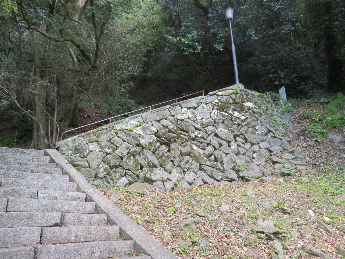 f:id:eiji-chan:20190405195850j:plain f:id:eiji-chan:20190405195850j:plain