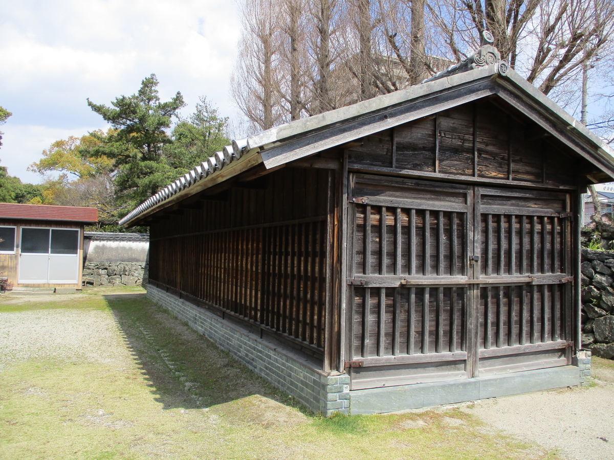 f:id:eiji-chan:20190405212219j:plain f:id:eiji-chan:20190405212219j:plain
