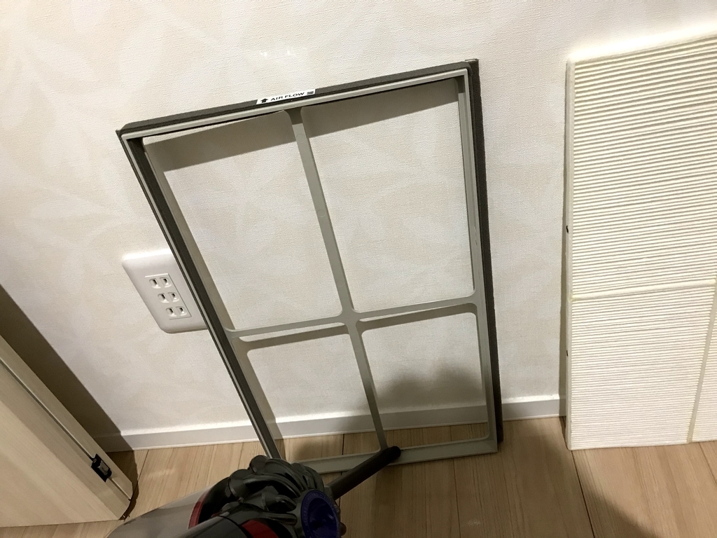 一条工務店「ロスガード90」の給排気フィルターと防虫袋の交換手順を