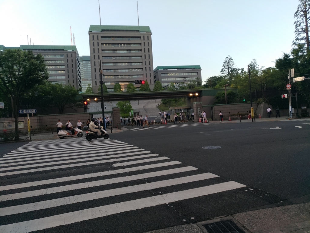 f:id:eizack:20170604123235j:plain