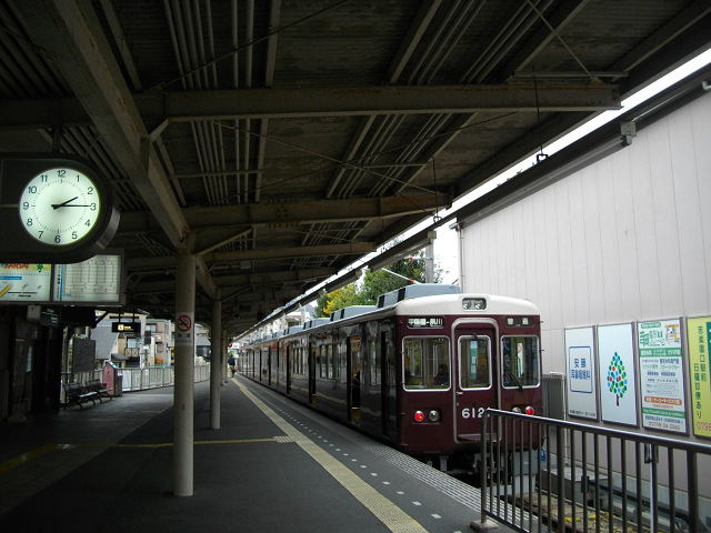 夙川駅ホーム（甲陽線）