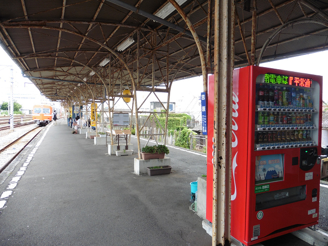 岳南電車吉原駅ホーム