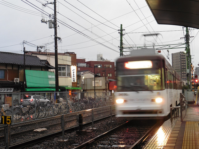 広電廿日市駅ホーム（広島駅方面）