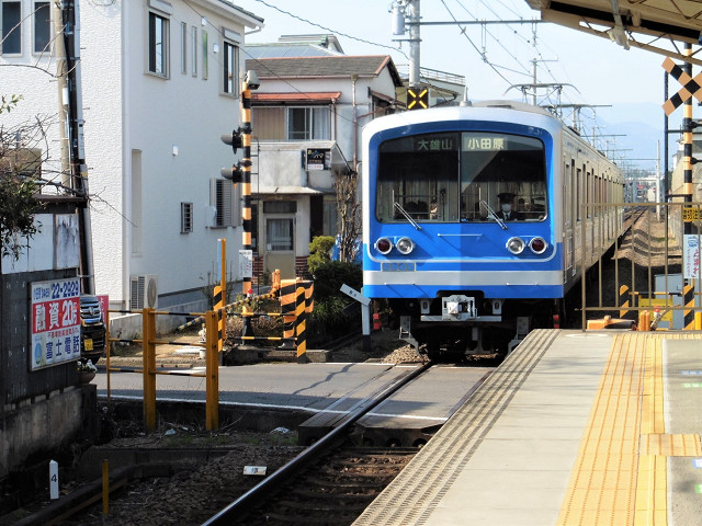 飯田岡駅外観