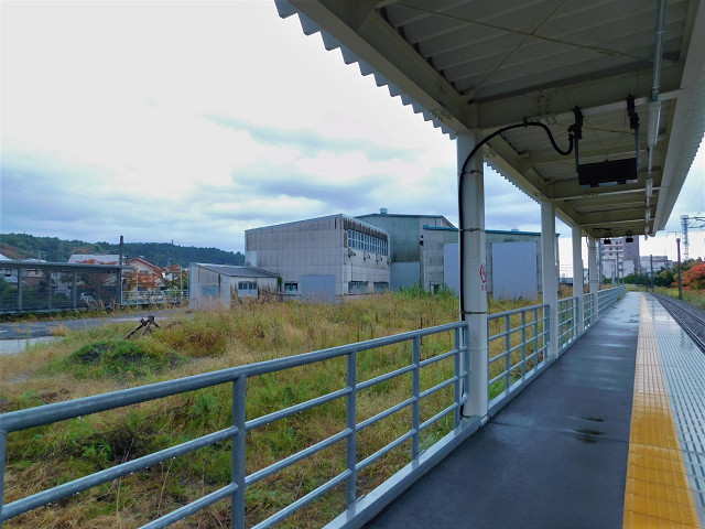 泉外旭川駅下りホーム（２番線）