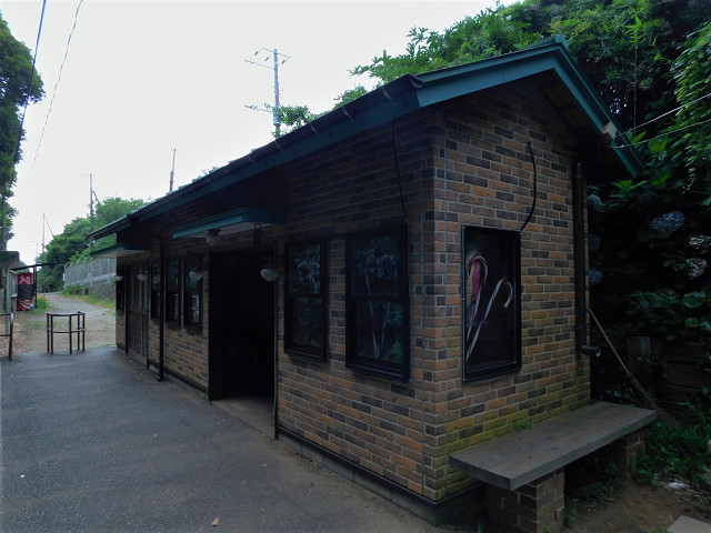 本銚子駅駅舎（待合室）