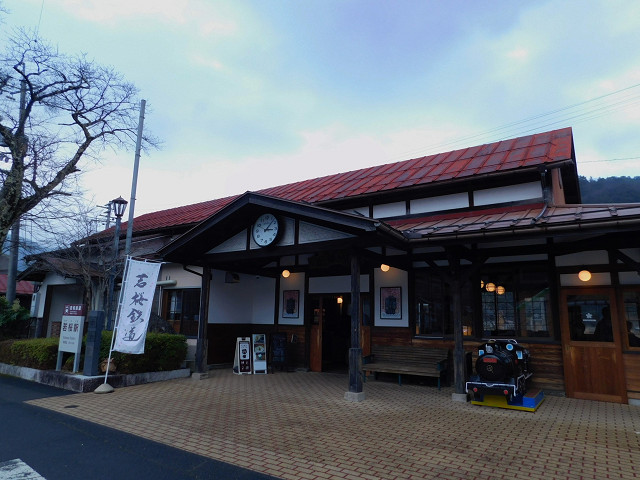 若桜駅外観