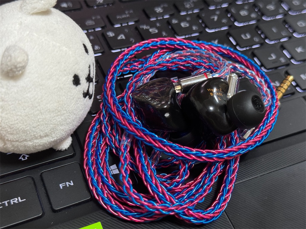 THIEAUDIO Hype2のレビュー:低音と高解像度の名機 - ゆるふわ THIEAUDIO Hype2のレビュー:低音と高解像度の名機 - ゆるふわ