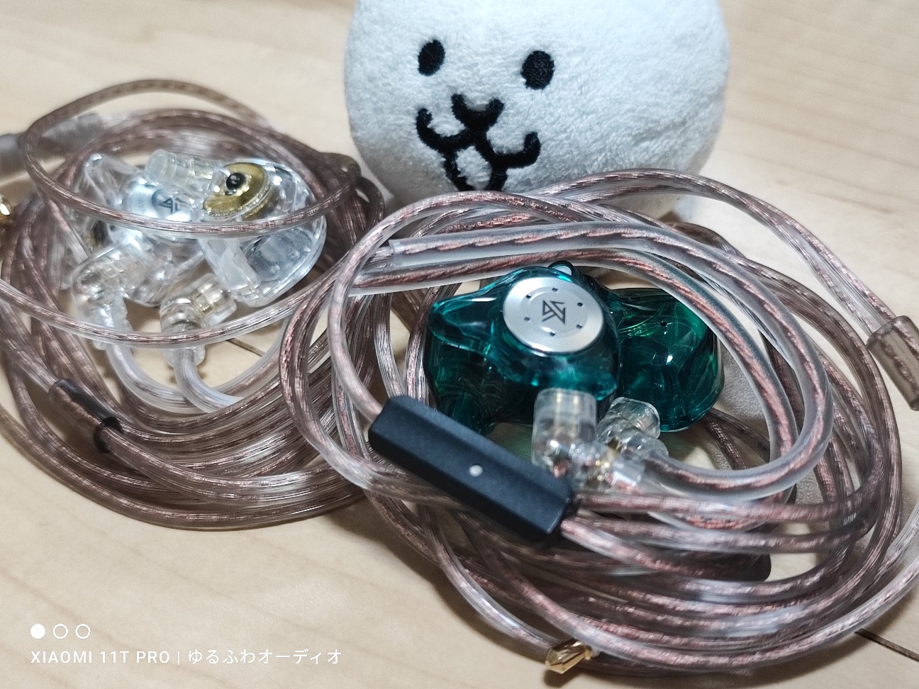 SIVGA queとKZ EDX PRO X SIVGA queとKZ EDX PRO X KZ EDX PRO X