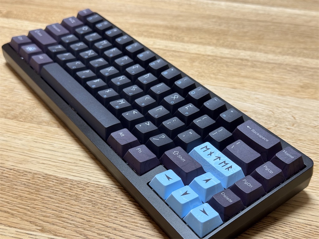 雑レビュー：Mechkeys VARMILO Muse65 約1.2Kgの圧倒的重量キーボード