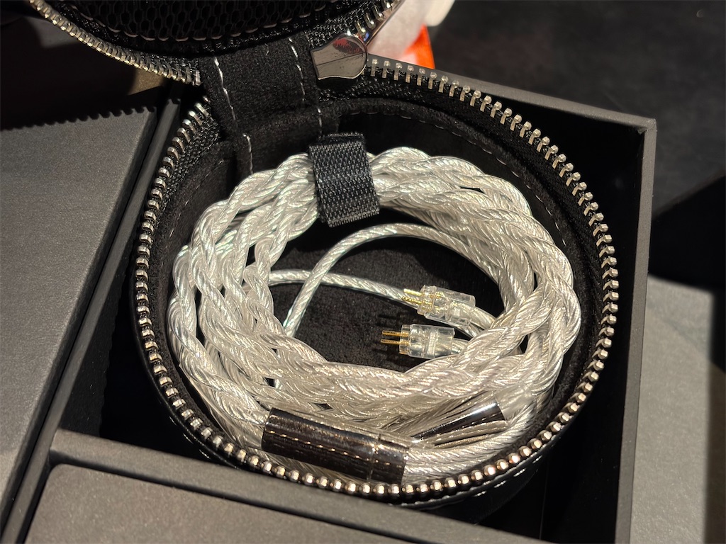 雑記：『 水月雨 (MOONDROP) Kadenz e☆earphone x MOONDROP