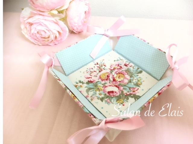 カルトナージュ リボントレイ