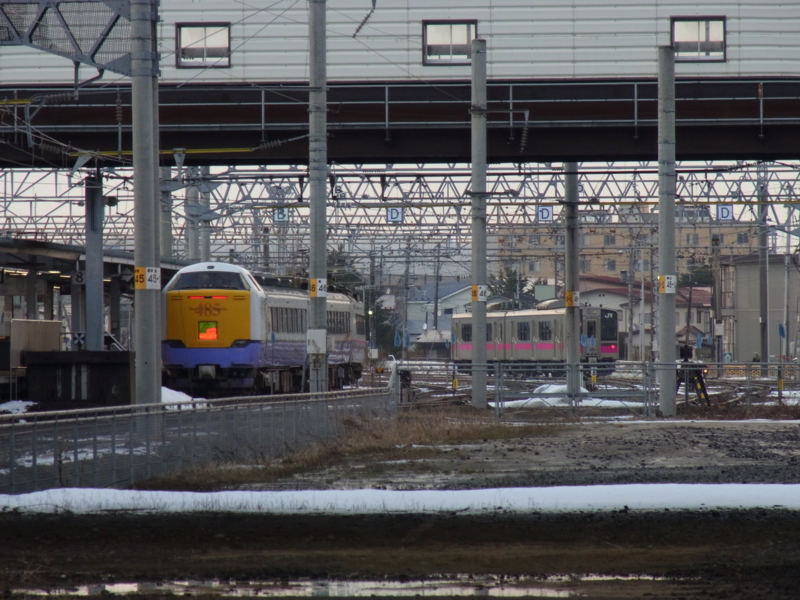 秋田駅