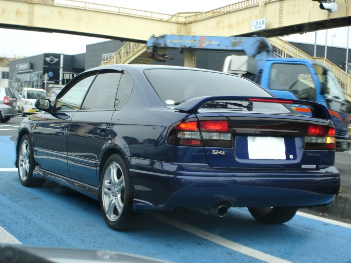 レガシーb4の男 吠えろ ８輪車