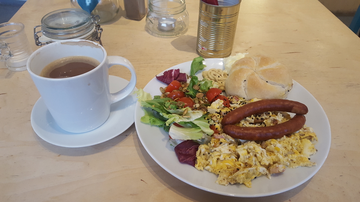f:id:ellina:20190619224329j:plain f:id:ellina:20190619224329j:plain
