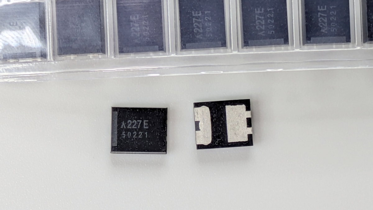 DCC】薄くて容量大25V220uF！高分子コンデンサー デコーダー