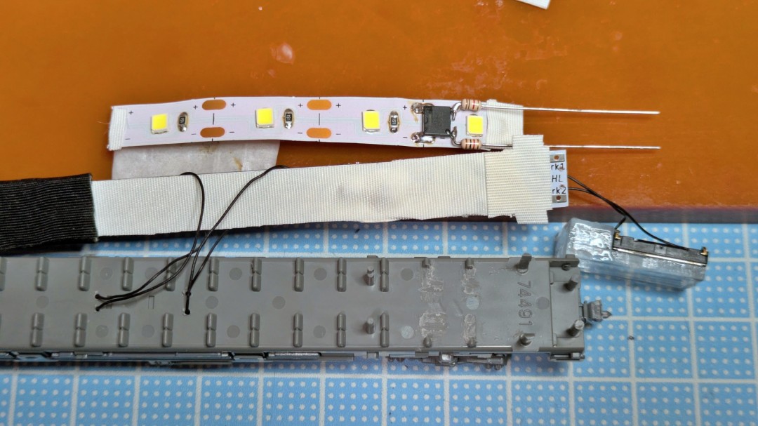 nゲージ室内灯5VテープLED白色　50本 覇王さん専用 Nゲージ】5VテープLEDで室内灯自作！チラつきなし＆16mmカット対応