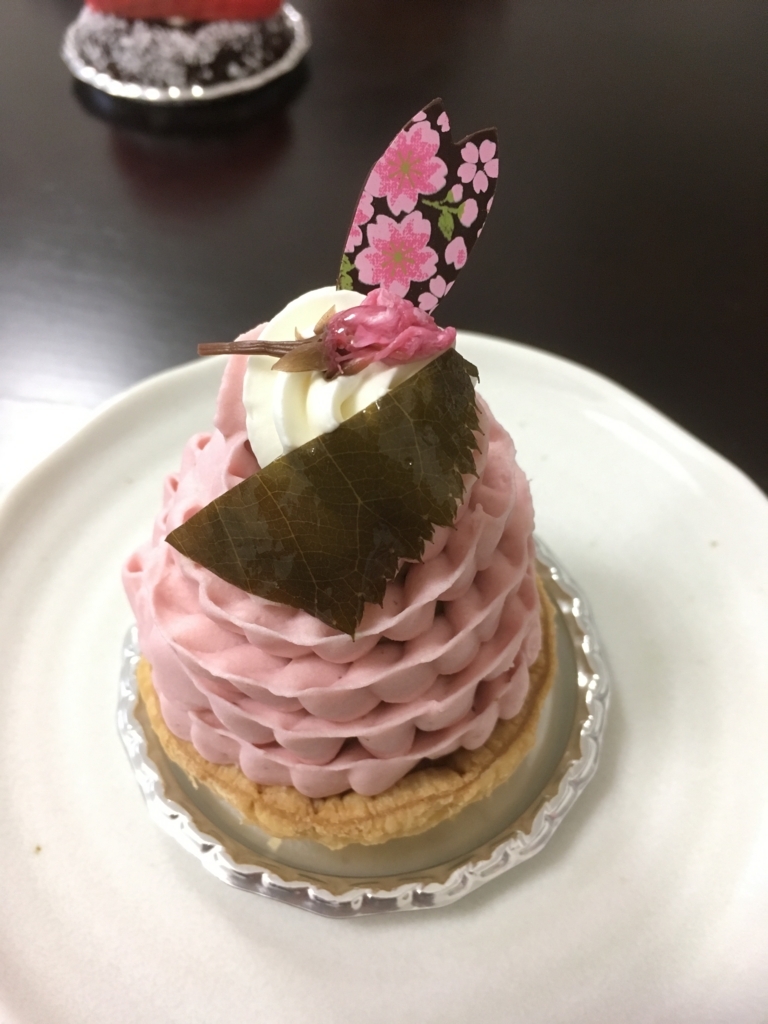 f:id:elve:20180401174034j:plain f:id:elve:20180401174034j:plain