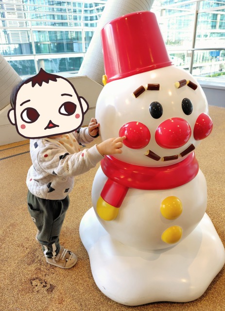 横浜アンパンマンミュージアムで遊ぶ弟ぽよ