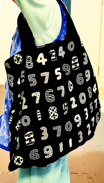 数字柄のレッスンバッグ