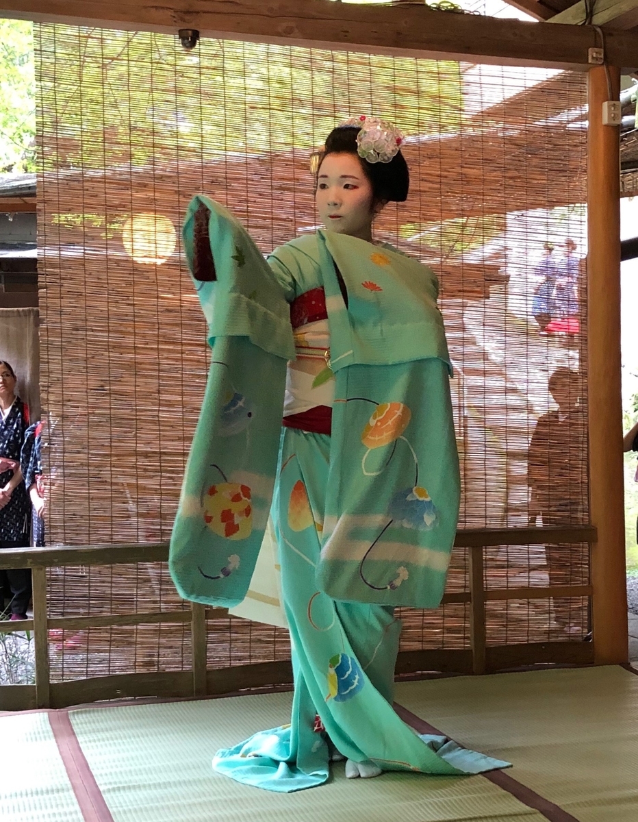 f:id:emike:20190727220143j:plain f:id:emike:20190727220143j:plain