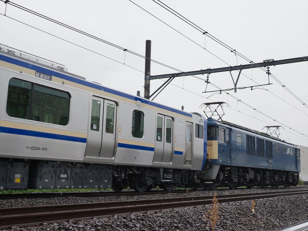 クラF-01編成11号車の電気連結器撤去 – 4号車の5号車寄り