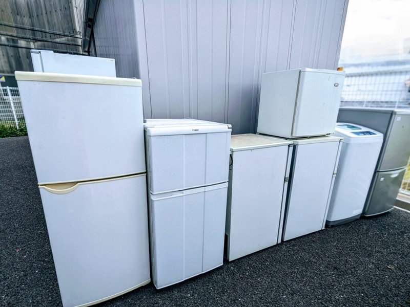 引越し時に冷蔵庫の電源を切るタイミングは？準備や運び方も解説