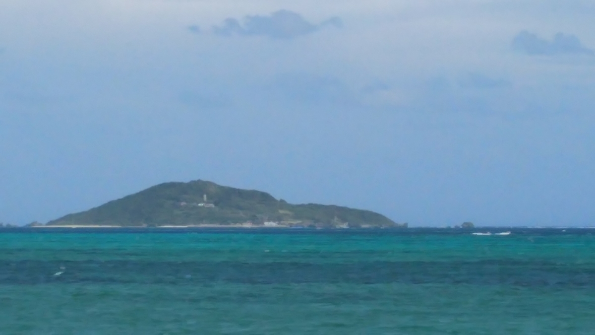 神の島と言われている宮古諸島の大神島に渡る（沖縄の宮古諸島の大神島