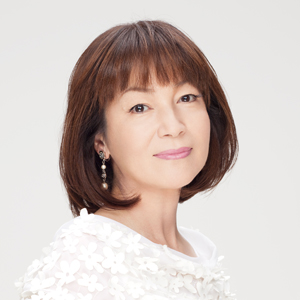 藤真利子さん
1955年生まれ、東京都出身、プロダクション尾木所属、聖心女子大学卒業
