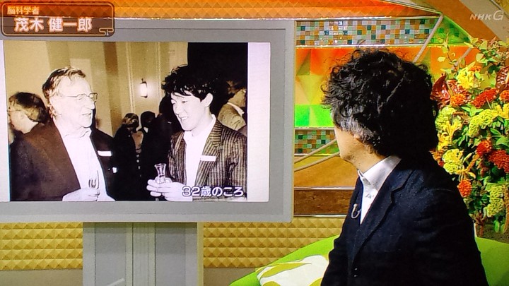 茂木健一郎　1981年、東京大学に進学、大学院でも物理学を学ぶ
ケンブリッジ大学に留学
32歳の時、脳を専門に研究しようと決心