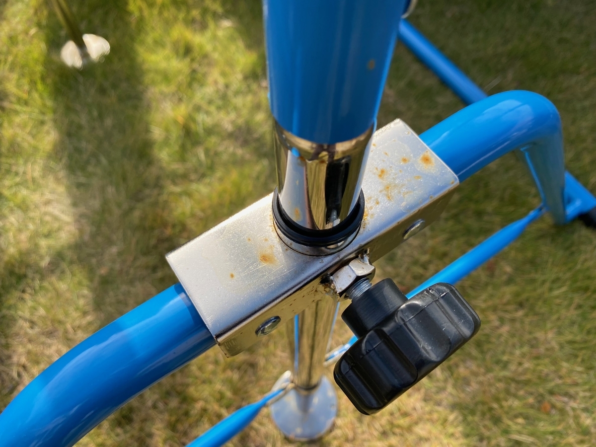 庭に 鉄棒 を設置 子供と使用してみた感想と防錆メンテ パパの手間いらず庭づくり