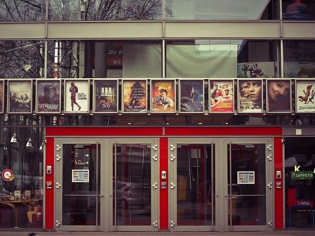ミニシアター系の名作おすすめ8選「エンタメ映画はもう飽きた」というあなたへ