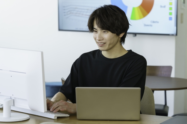 「小型化」──なぜ小さい会社は生き残れるのか