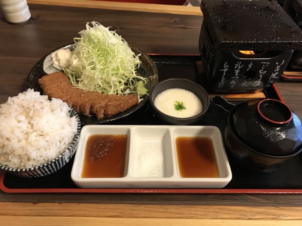 牛カツ定食