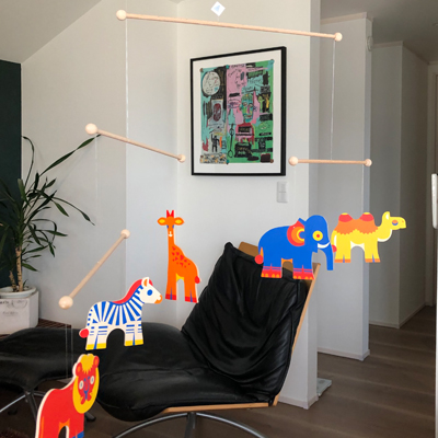 赤ちゃんも楽しめてインテリアにもなるおしゃれなベビーグッズ、ヘラー