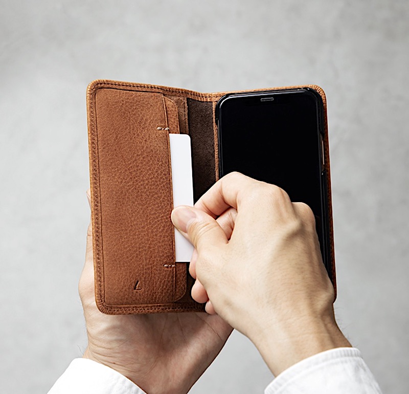 土屋鞄製造所が「iPhone用手帳型レザーケース」を限定販売!〜「バケッタ・ミリングレザー」使用で8/21販売開始〜 - カスタム ...