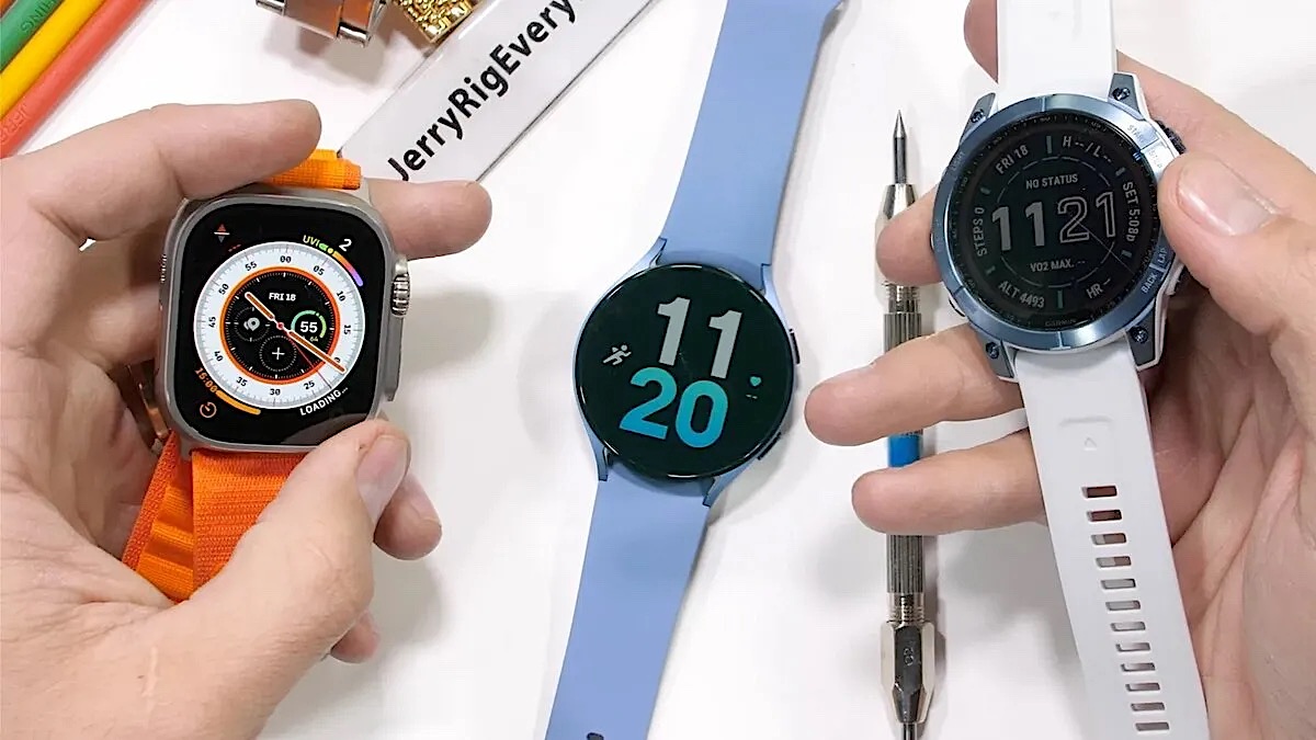 Apple Watch Ultraのサファイヤガラスは劣化版？〜Samsung、Garminとの