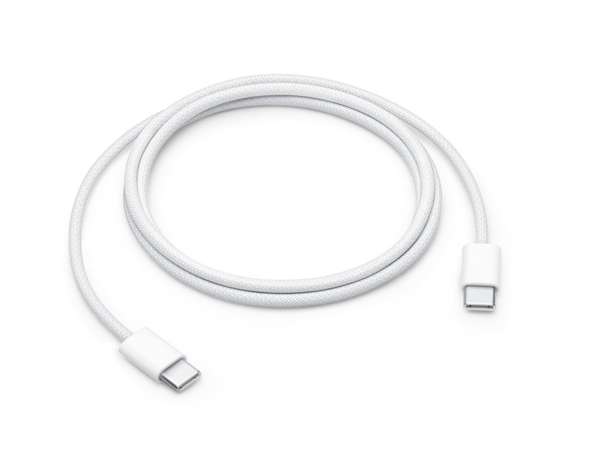 iPhone15のUSB-Cケーブル本体同色のカラフル路線？〜「Pro」には余計な