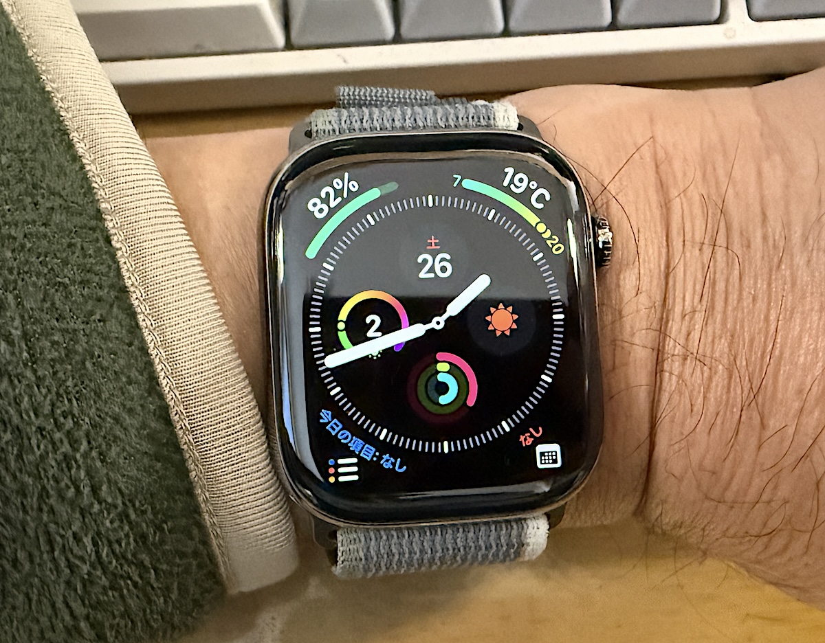 Apple Watch10チタニウムモデル、1ヶ月報告 気になる傷はほんの一筋