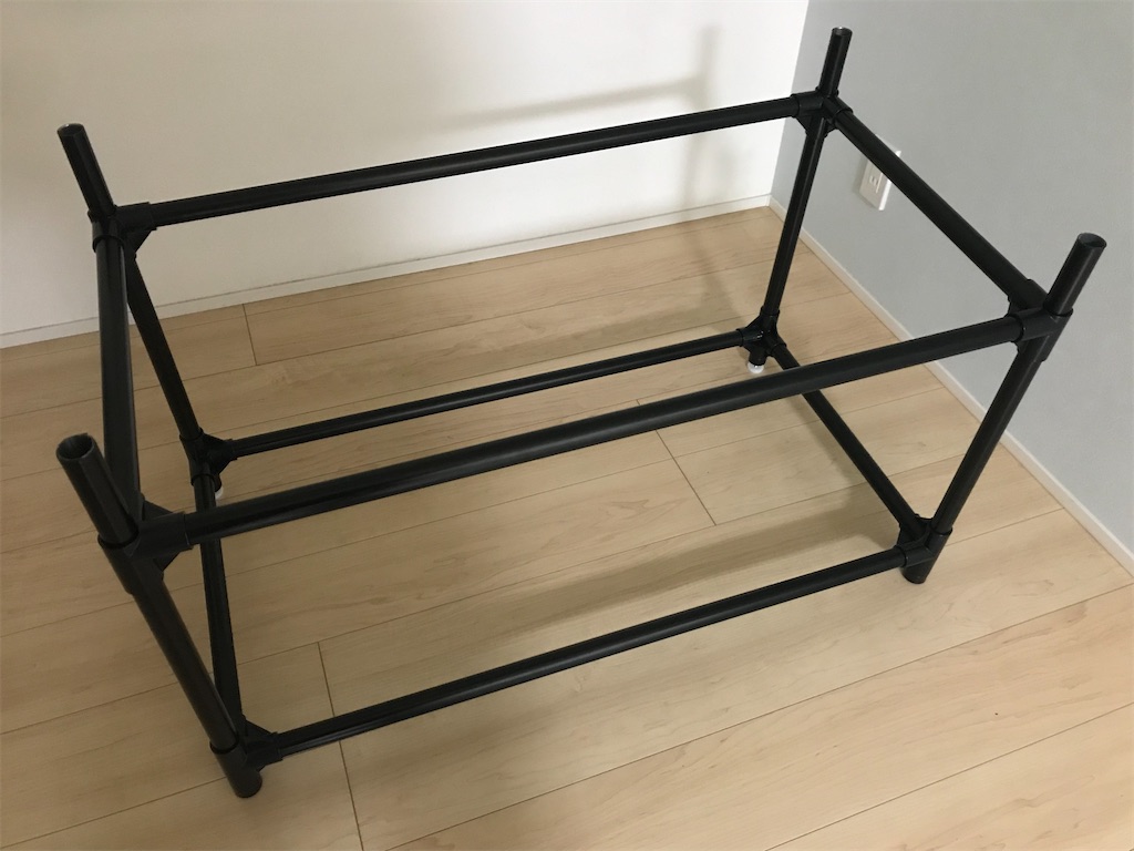 クオン 棚 イレクターパイプ 手作り イレクターパイプで棚をDIYしま