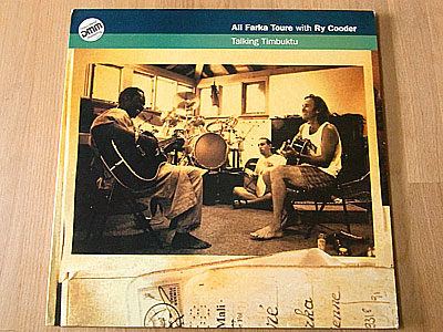 ALI FARKA TOURE with RY COODER / TALKING TIMBUKTU ( LP )
